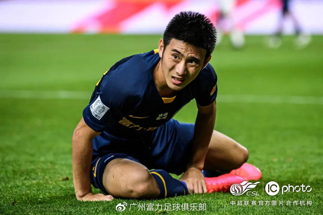 ac 米兰中文官网首页注册-中超关键时刻走向成谜；达拉斯独行侠遗憾出局；更衣室稳定；细节决定成败